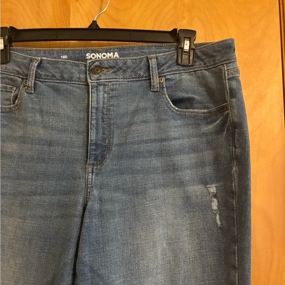 Sonoma Skinny Jeans with Distressed Details Size 16 EUC - Picture 3 of 5